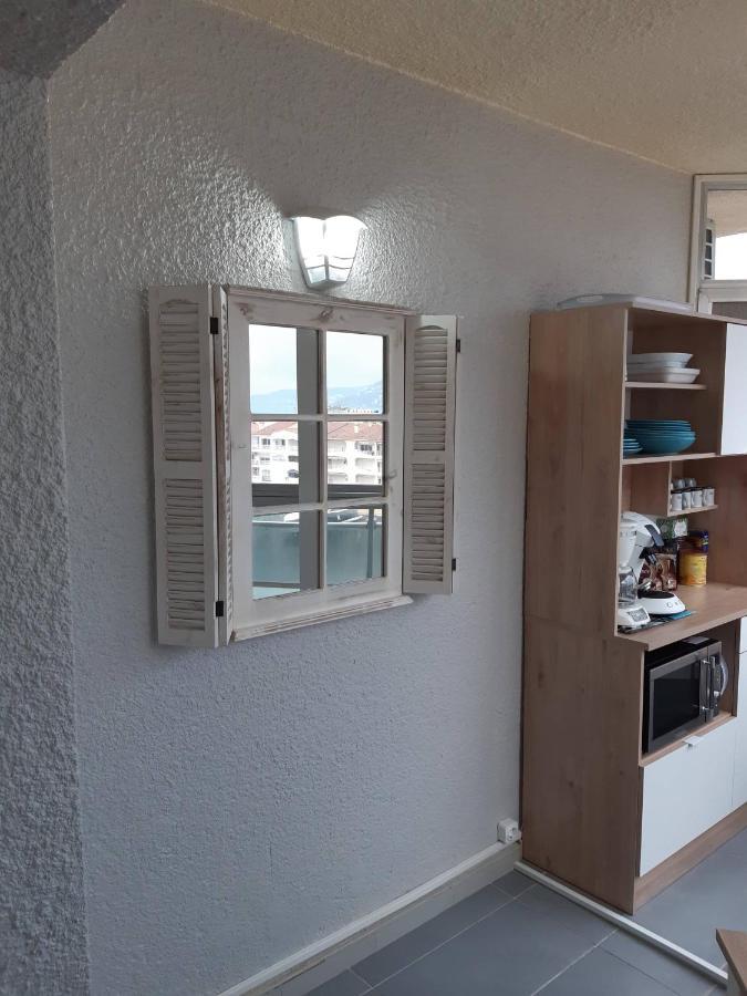 Club Nautic 3 Apartment Empuriabrava Exterior photo